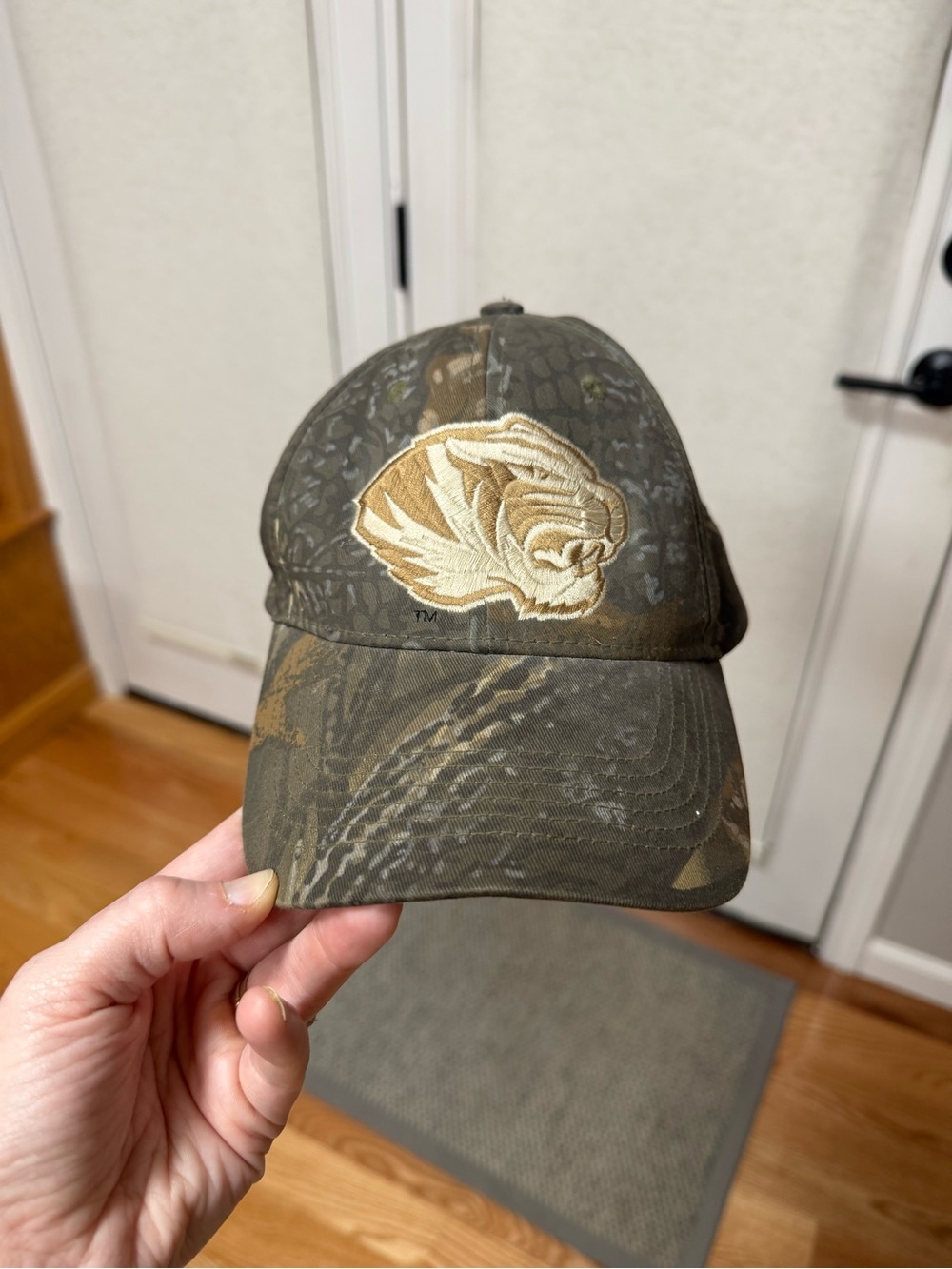 Vintage Mizzou Missouri Tigers Camo Strap hat Captivating Headgear 90s Cap